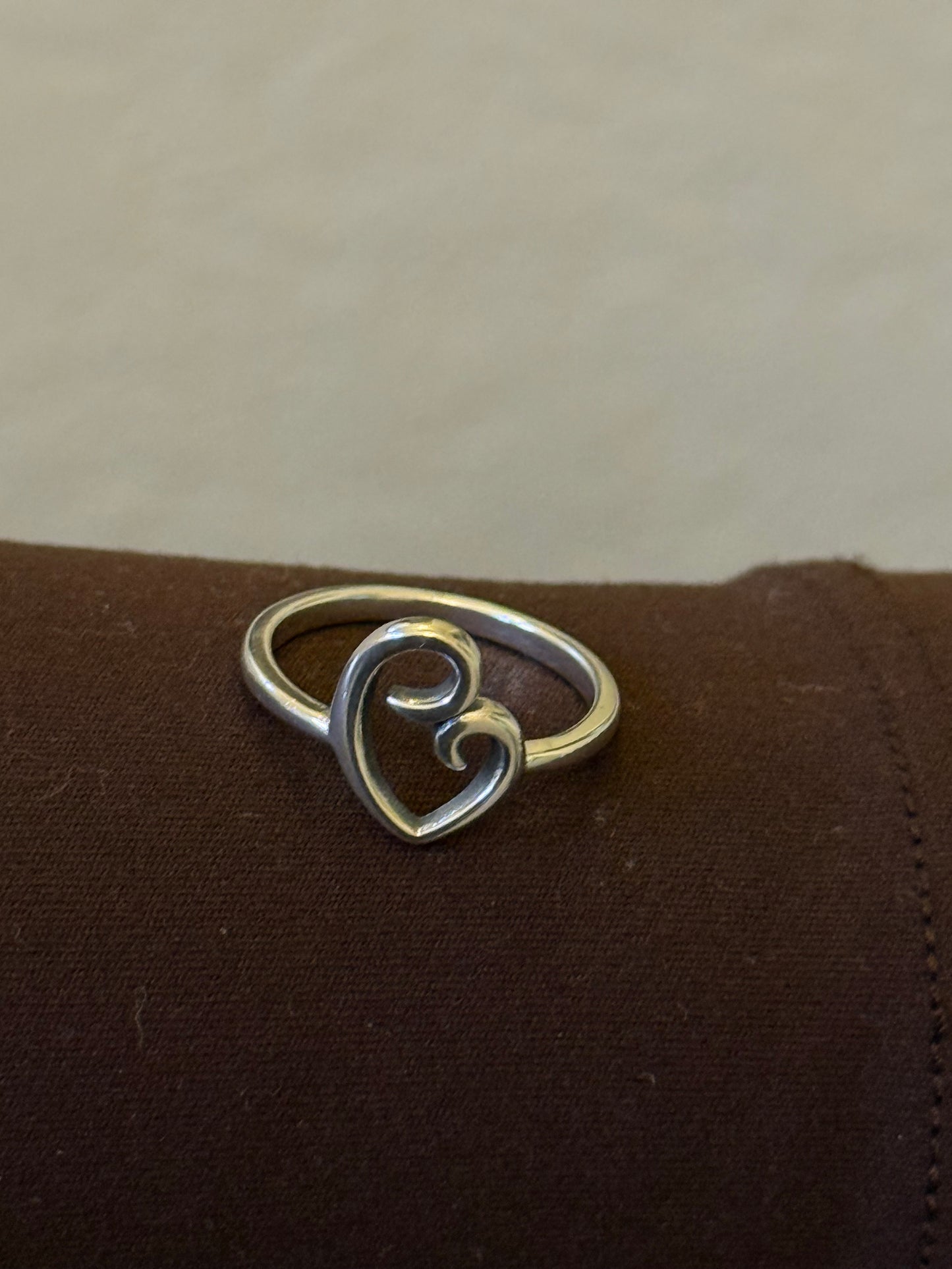 Swirl Heart Ring